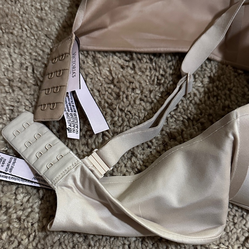 Victoria's Secret Dual-Tone Nude & Ivory T-Shirt Bra - Picture 6 of 7